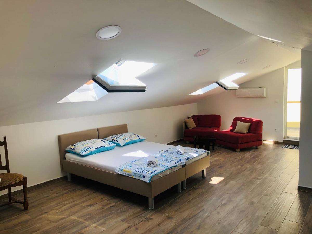 Apartment Andreja, Opatija city center Buitenkant foto