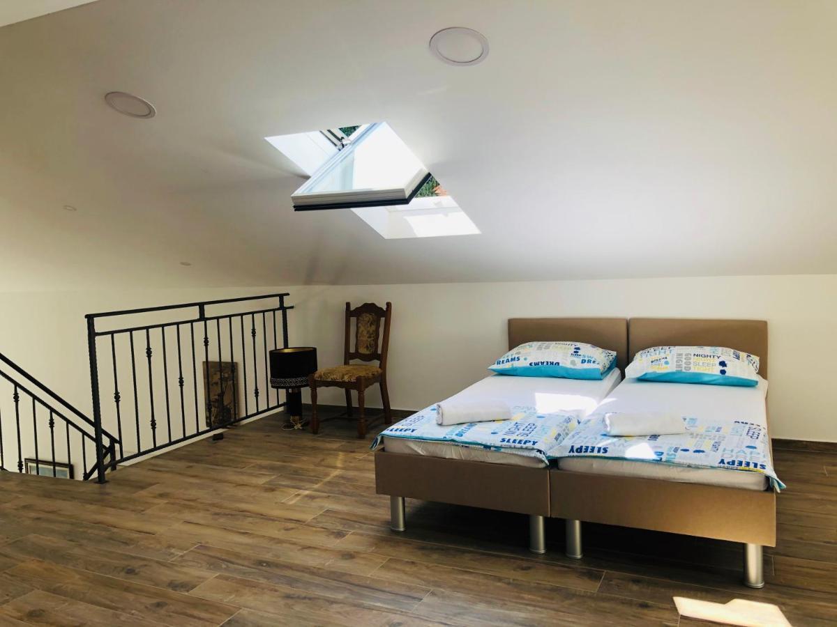 Apartment Andreja, Opatija city center Buitenkant foto