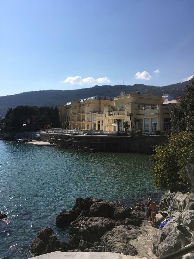 Apartment Andreja, Opatija city center Buitenkant foto